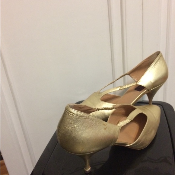 Designer Shoes - Picture 3 of 3